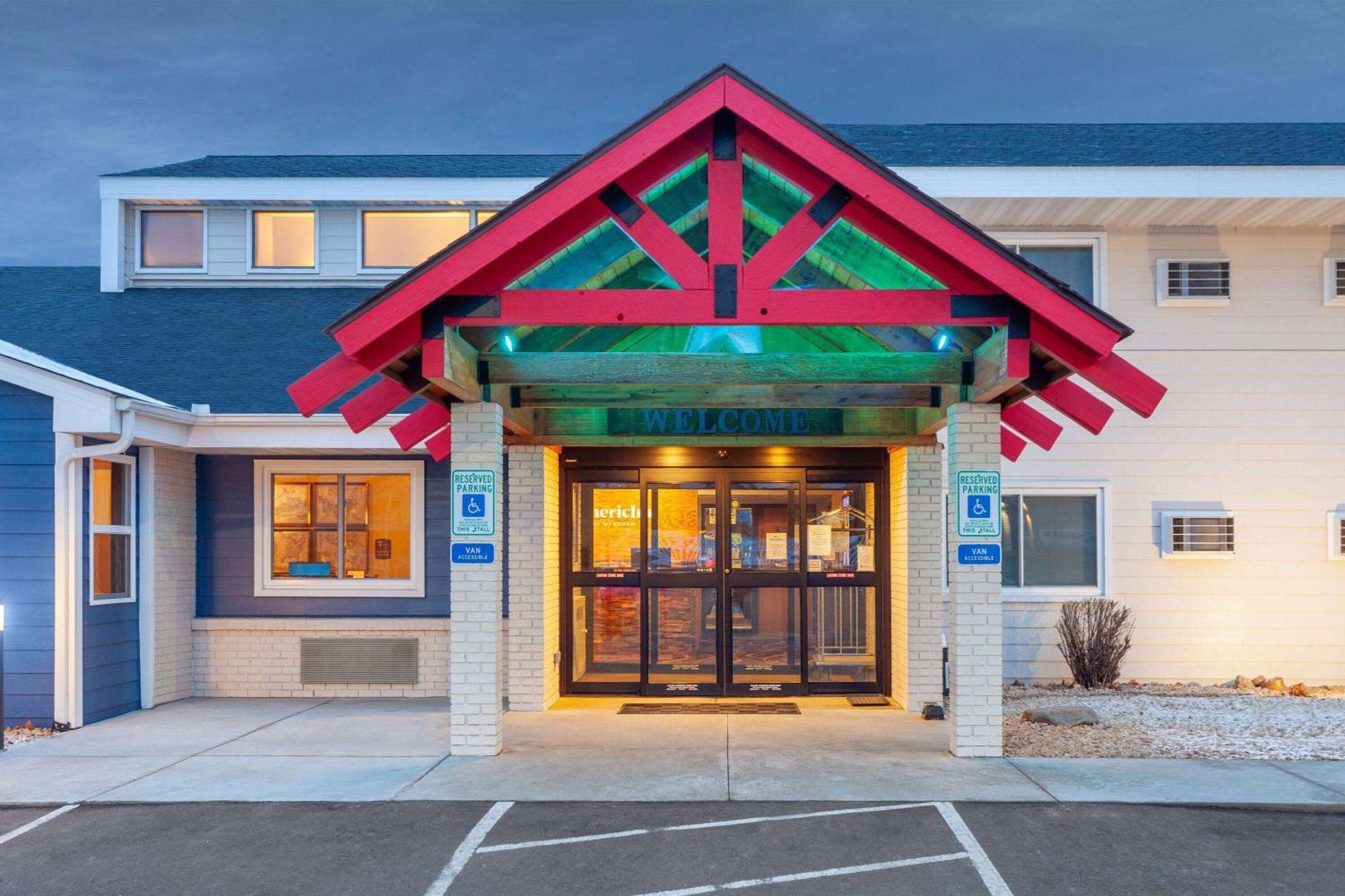 Americinn By Wyndham New Richmond Ngoại thất bức ảnh