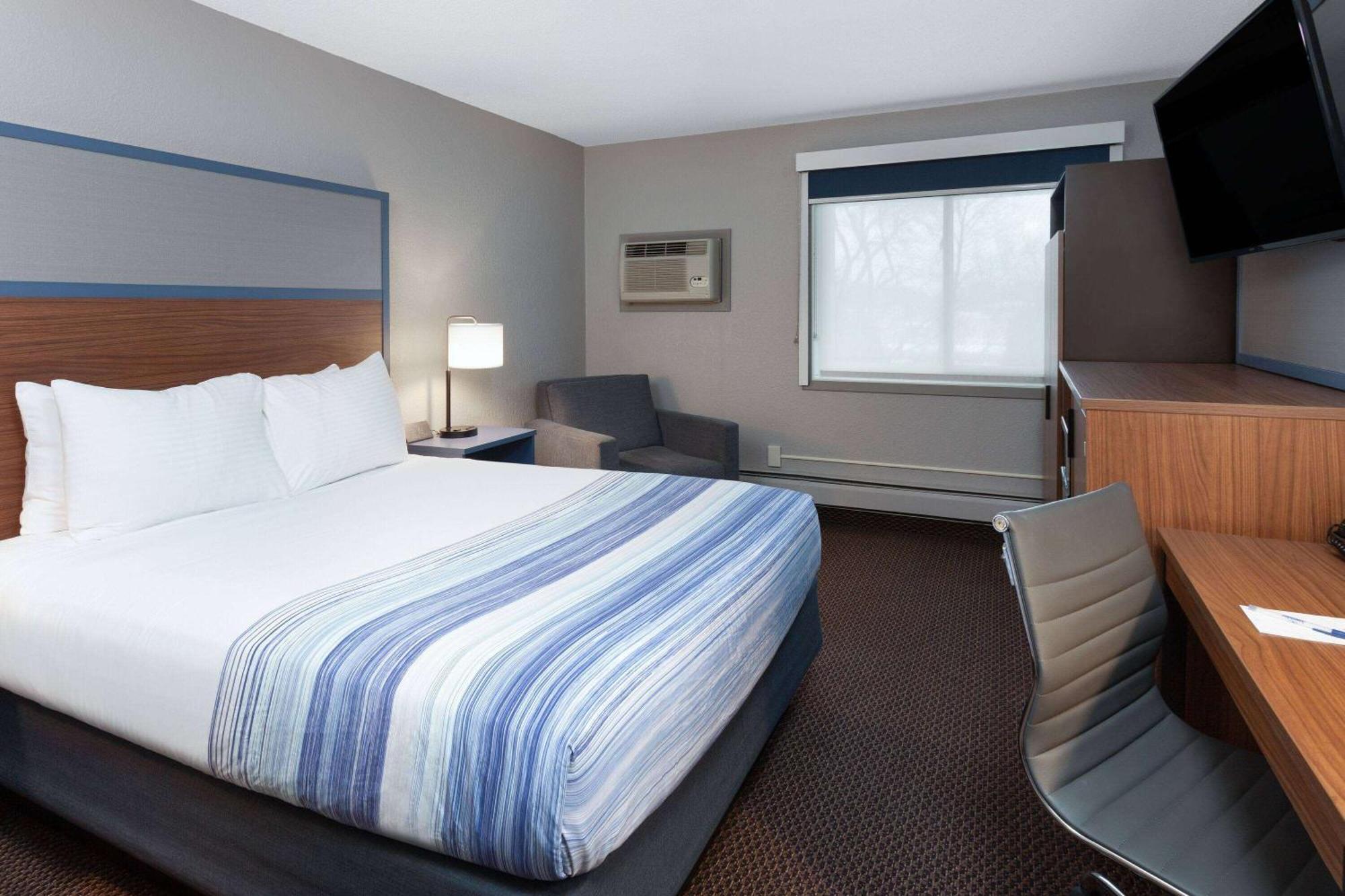 Americinn By Wyndham New Richmond Ngoại thất bức ảnh